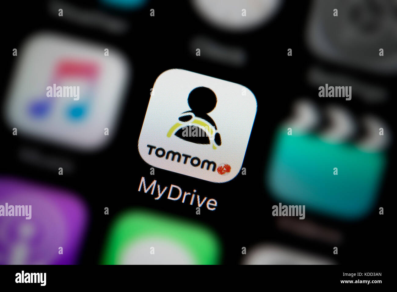 Eine Nahaufnahme des Logo für TomTom MyDrive App Symbol, wie auf dem Bildschirm eines Smartphones (nur redaktionelle Nutzung) Stockfoto