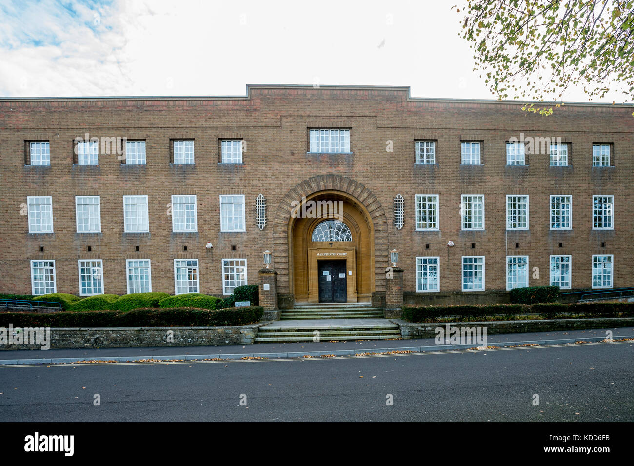 Die Außenseite des Yeovil Magistrates' Court Stockfoto