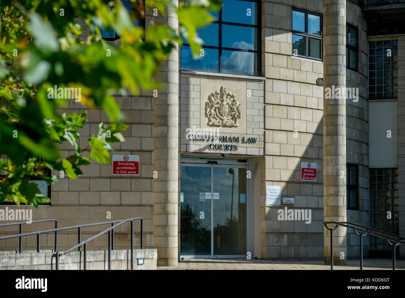 Die Außenwelt des Amtsgerichts Chippenham Stockfoto