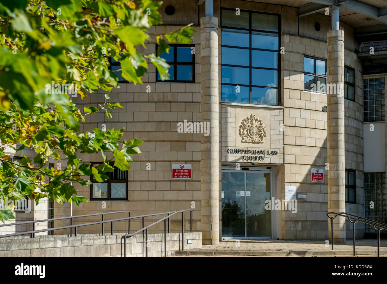 Die Außenwelt des Amtsgerichts Chippenham Stockfoto