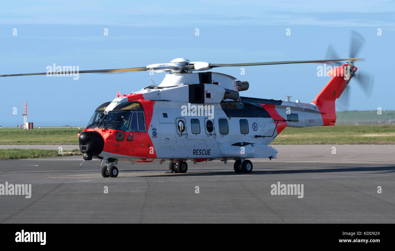 Am Flughafen Cornwall Newquay findet eine Schulung der Besatzung des norwegischen AW101 statt, dem fortschrittlichsten SAR-Hubschrauber der Welt Stockfoto