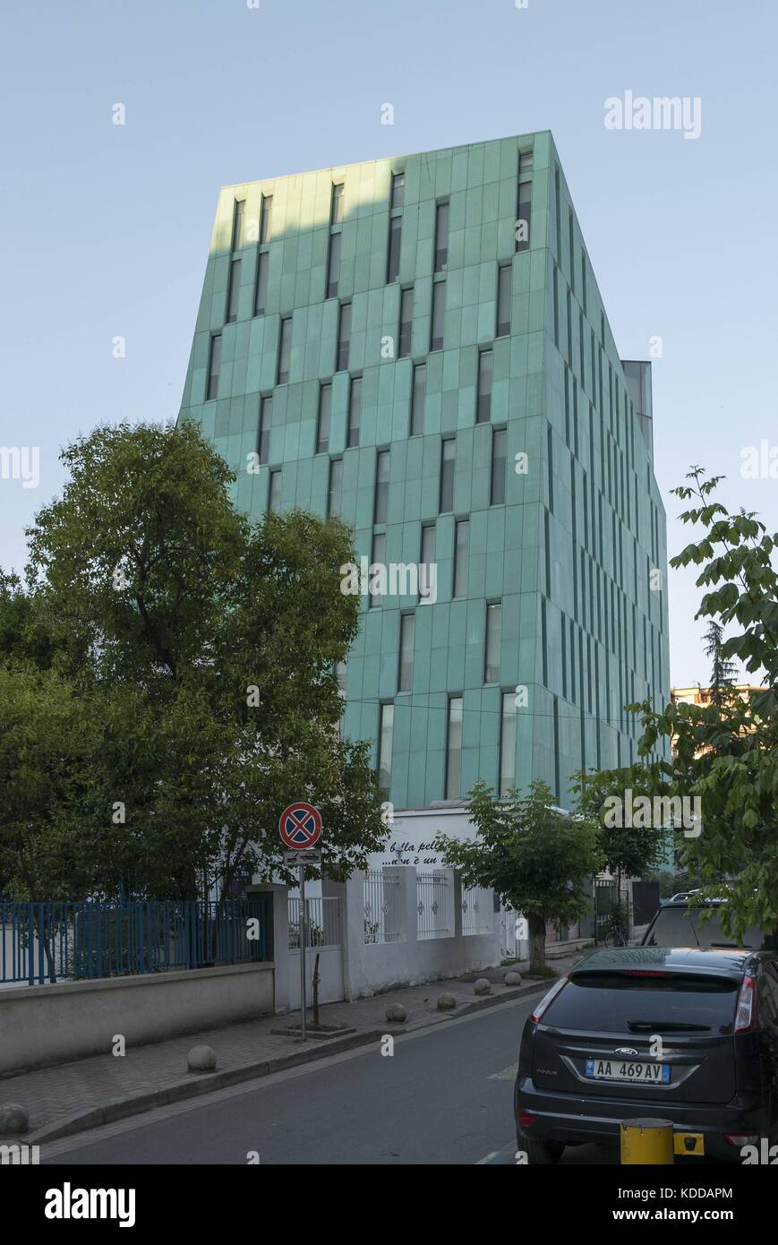 Hauptstadt von Albanien Tirana Mai 2017 - ish-blloku ex-Block | Verwendung weltweit Stockfoto