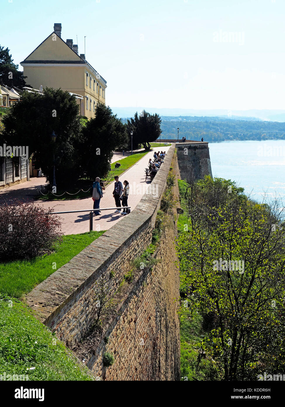 Die Festung Petrovaradin mit Blick auf die Donau bei Novi Sad, Serbien. Stockfoto