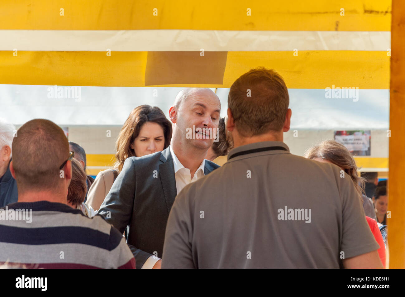 Zagreb, Kroatien. 13 Okt, 2017. Messe von Winter und autonome Produkte. kroatische Landwirtschaftsminister Tomislav tolušić und Zagreber Bürgermeister Milan Bandić Besuch der Messe an: Veronika Pfeiffer/alamy leben Nachrichten Stockfoto