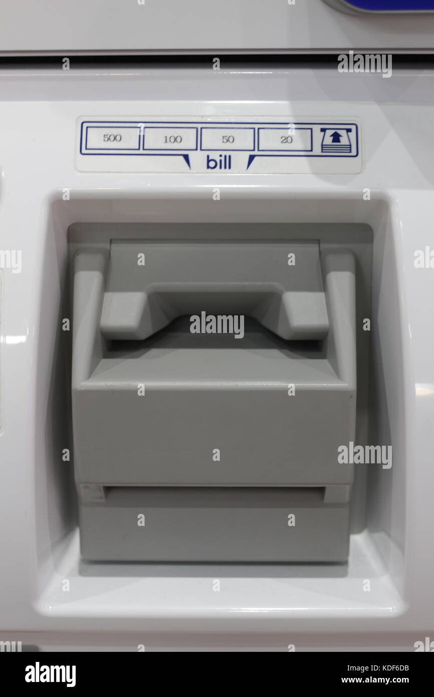 Geld für Anbieter self service Maschine; close up Stockfoto