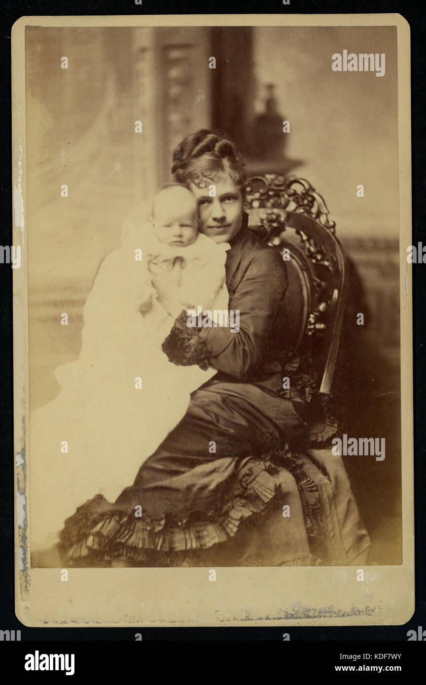 Nellie Sartoris und Baby (evtl. Julia Grant Cantacuzene, Tochter von Friedrich und Ida Grant) Stockfoto