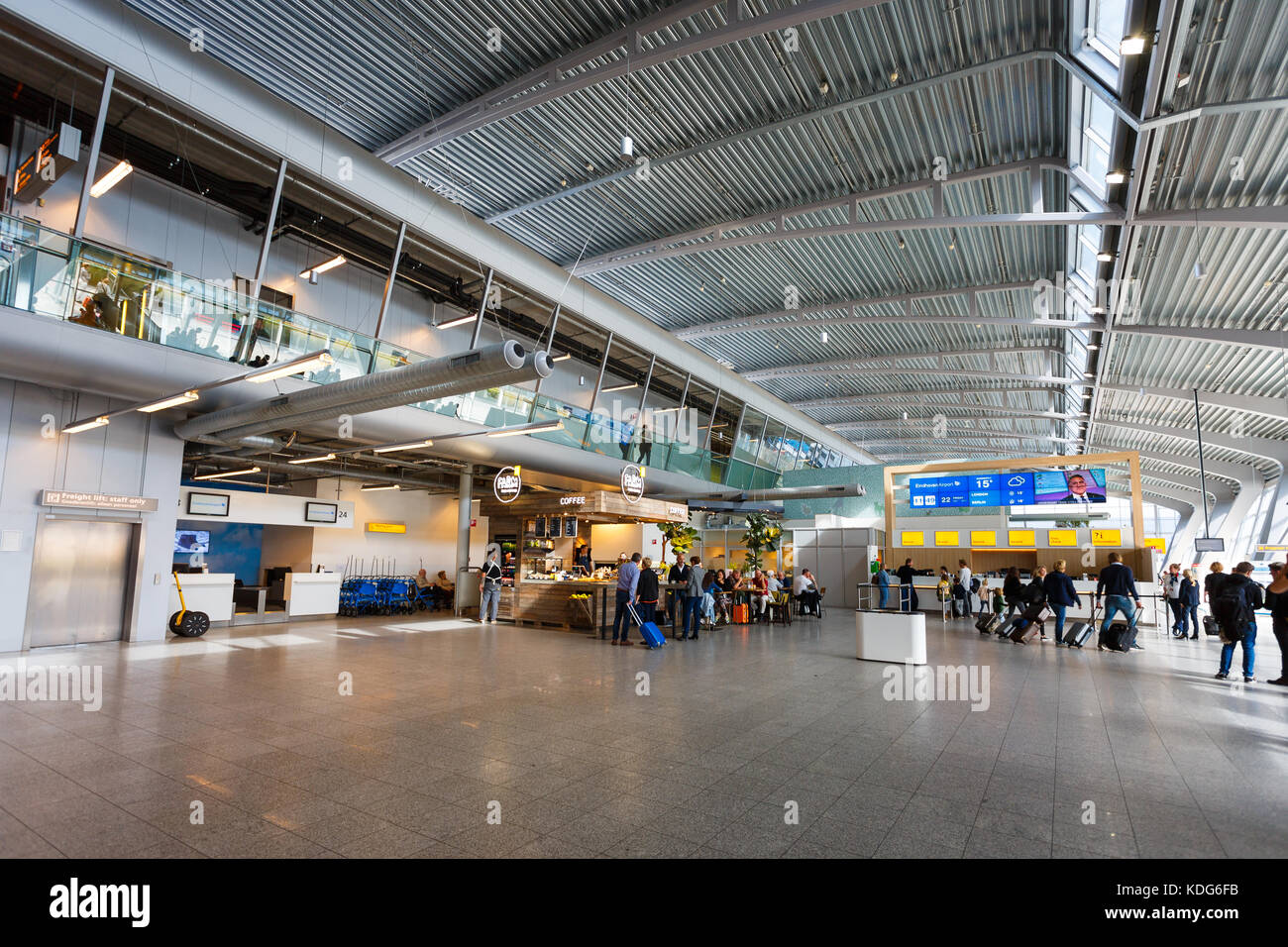 Flughafen Eindhoven Stockfotos Und Bilder Kaufen Alamy