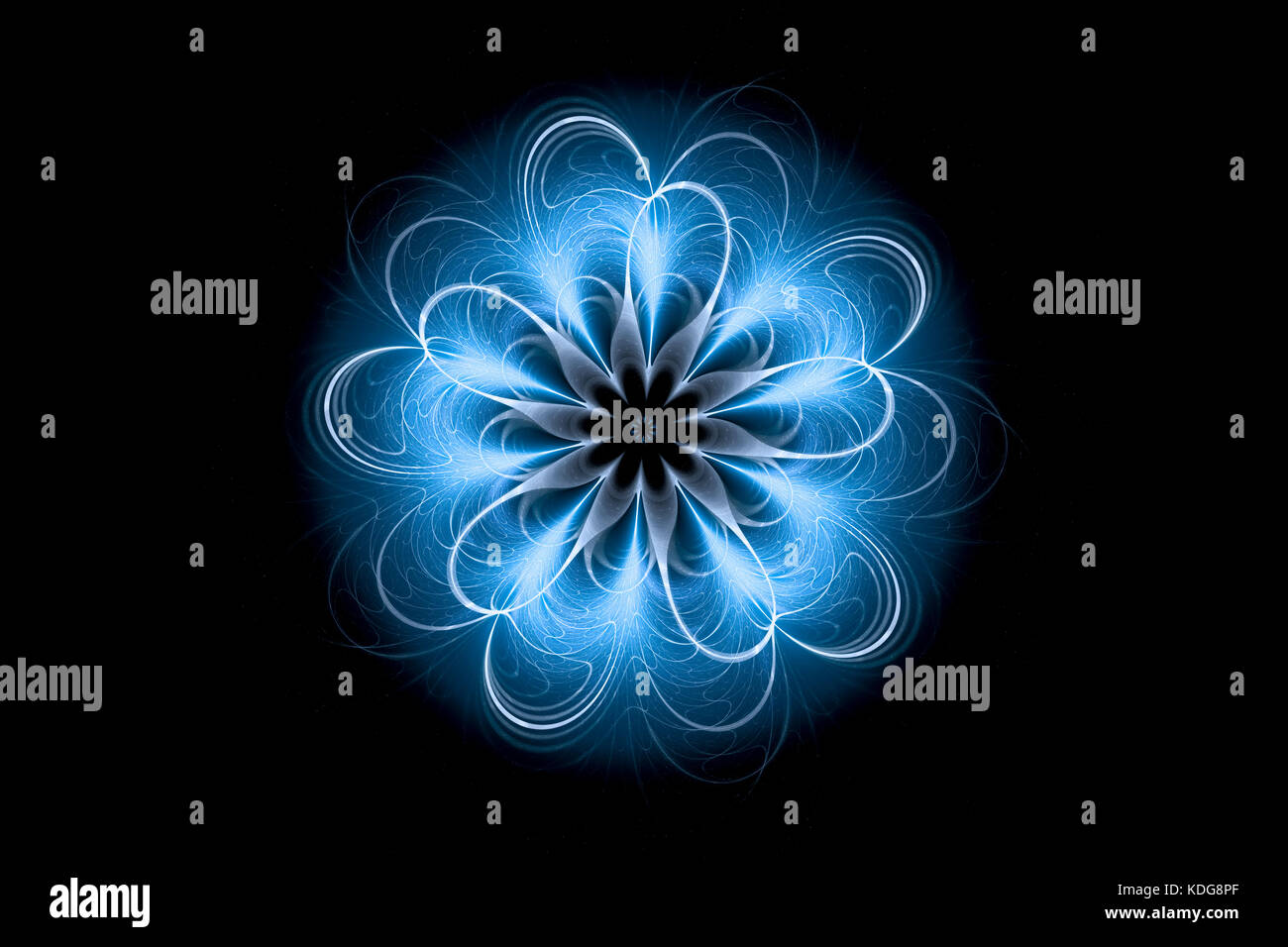 Blau leuchtende magische Mandala Blume insolated auf Schwarz, computer-generierte Zusammenfassung Hintergrund, 3D-Rendering Stockfoto