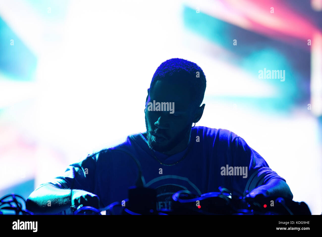 BENICASSIM, SPANIEN - Jun 16: Kaytranada (deejay) führt im Konzert an FIB Festival am 16. Juli 2017 in Benicassim, Spanien. Stockfoto