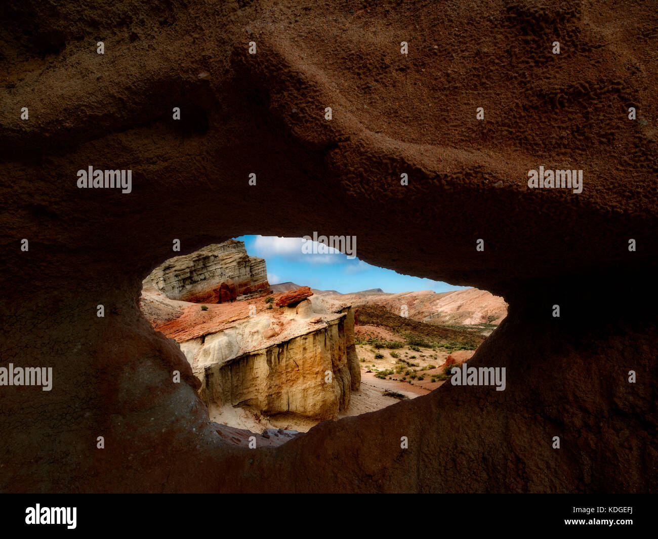 Arch Rock. Red Rock Canyon State Park, Kalifornien Stockfoto