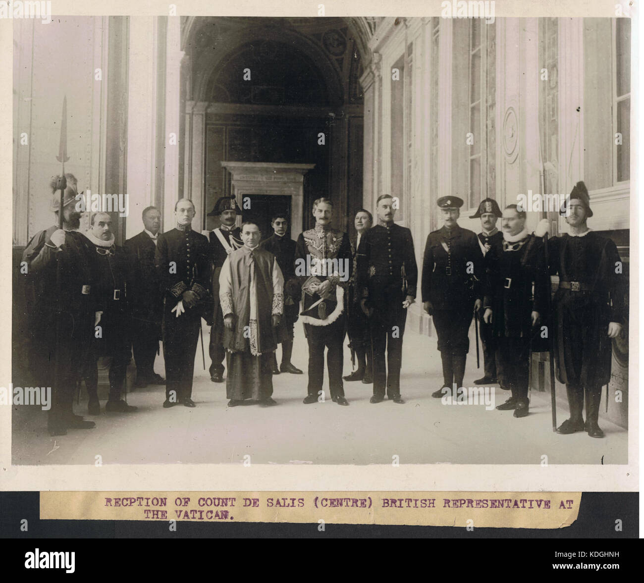 Pressefoto der Rezeption von Graf de Salis britische Vertreter im Vatikan, 1916 1922 Stockfoto
