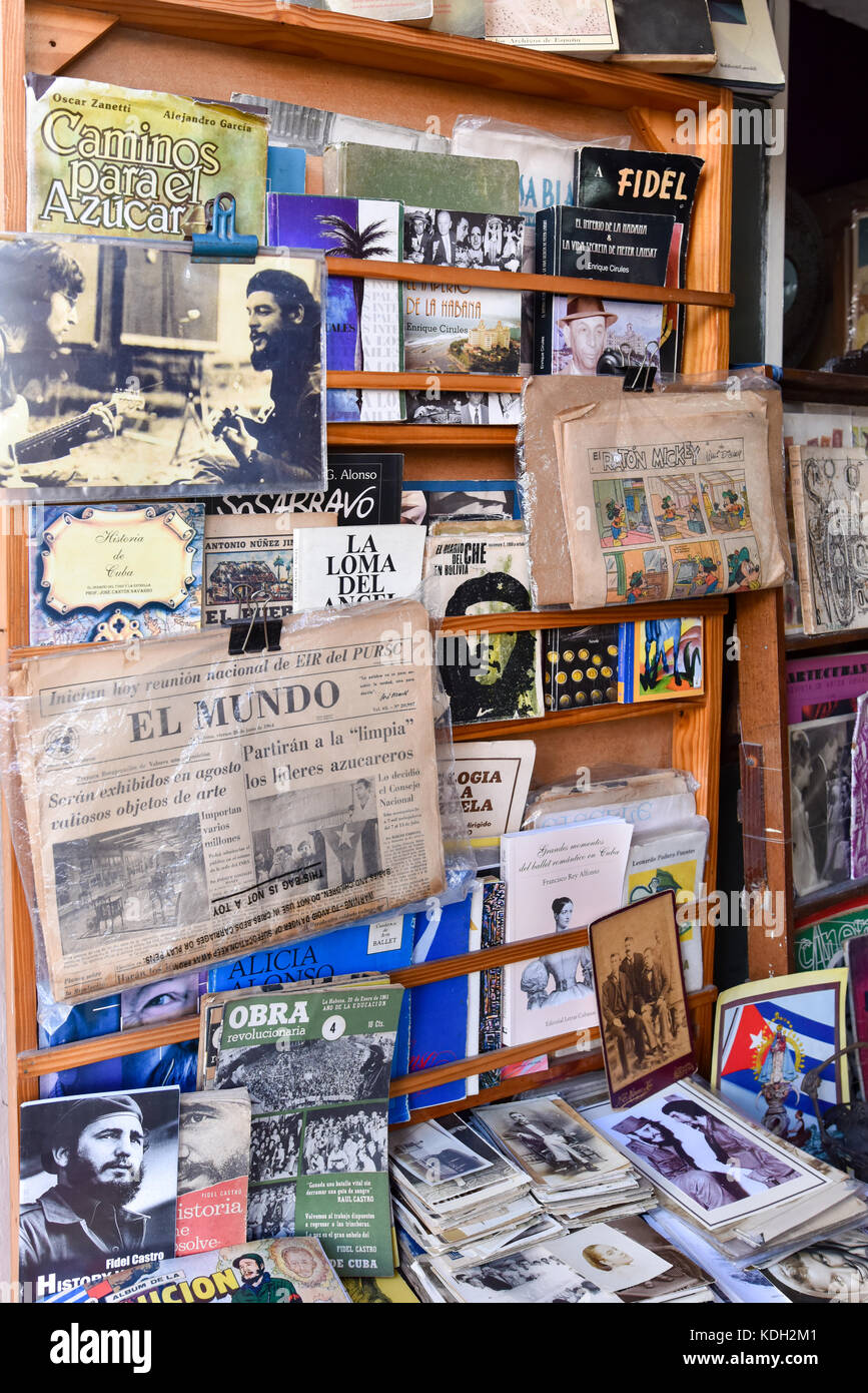 Alte kubanische Bücher, Havana Vieja. Stockfoto