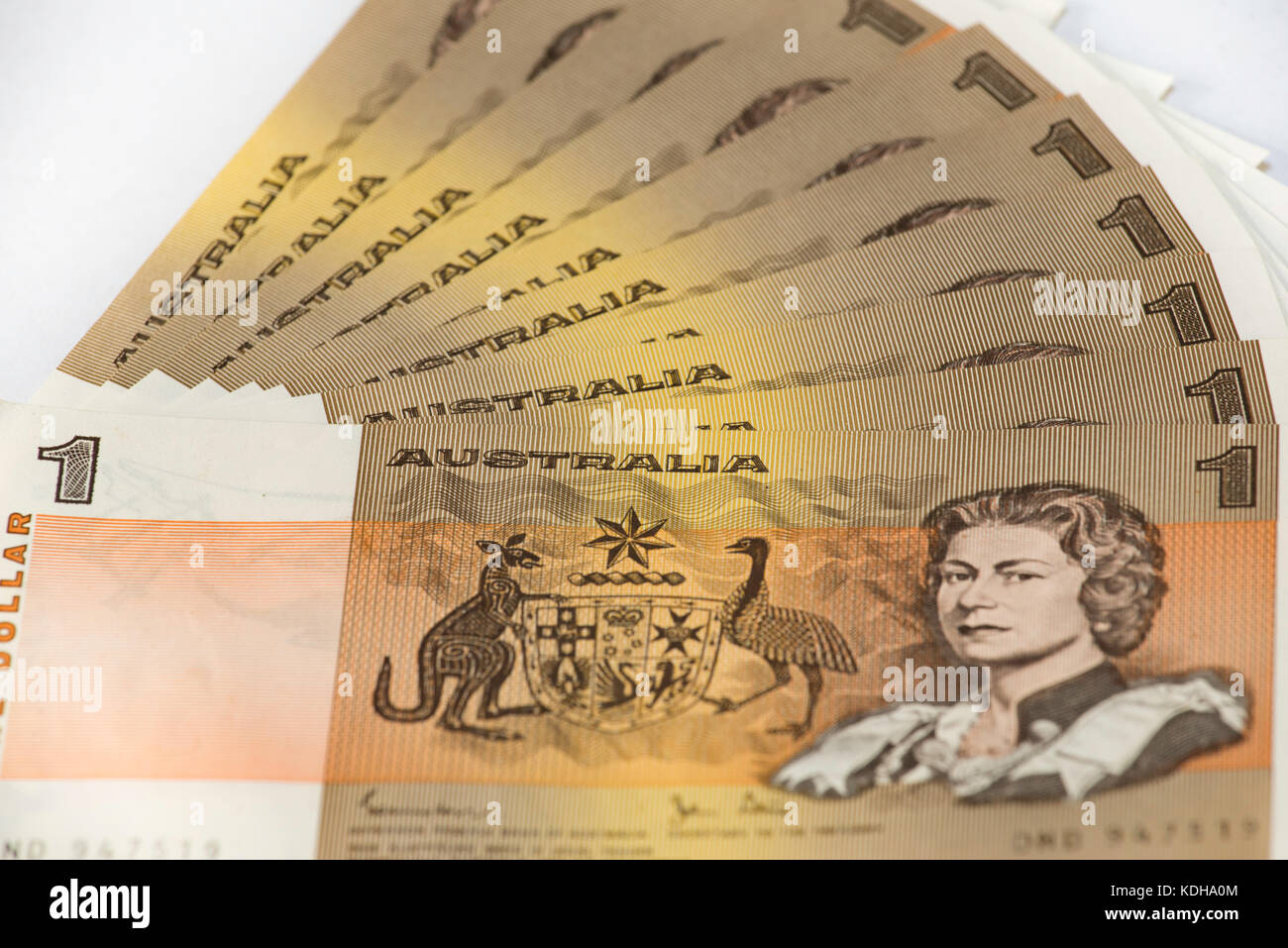 Nicht mehr gesetzliches Zahlungsmittel, das ist der alte Dollar Note, im Jahr 1966 eingeführt und im Jahr 1984 ersetzt durch die 1 Dollar Münze in Australien Stockfoto