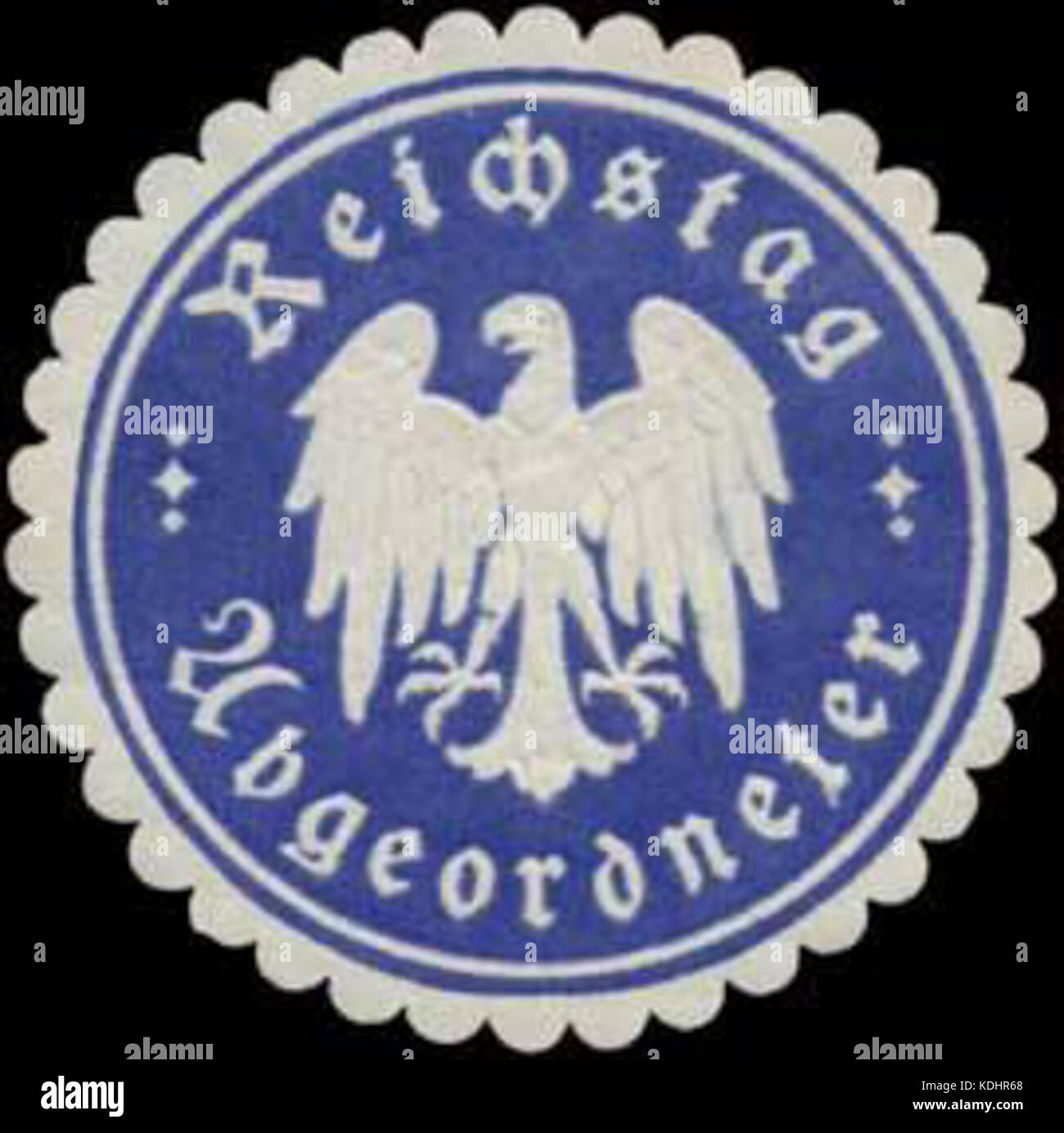 Die Siegelmarke stellt ein vom Reichstag verwendetes Siegel dar, das die Autorität eines Abgeordneten des Deutschen bundestages kennzeichnet. Dieses spezielle Siegel wurde von einem bestimmten Mitglied verwendet, was seinen politischen Status angibt. Stockfoto