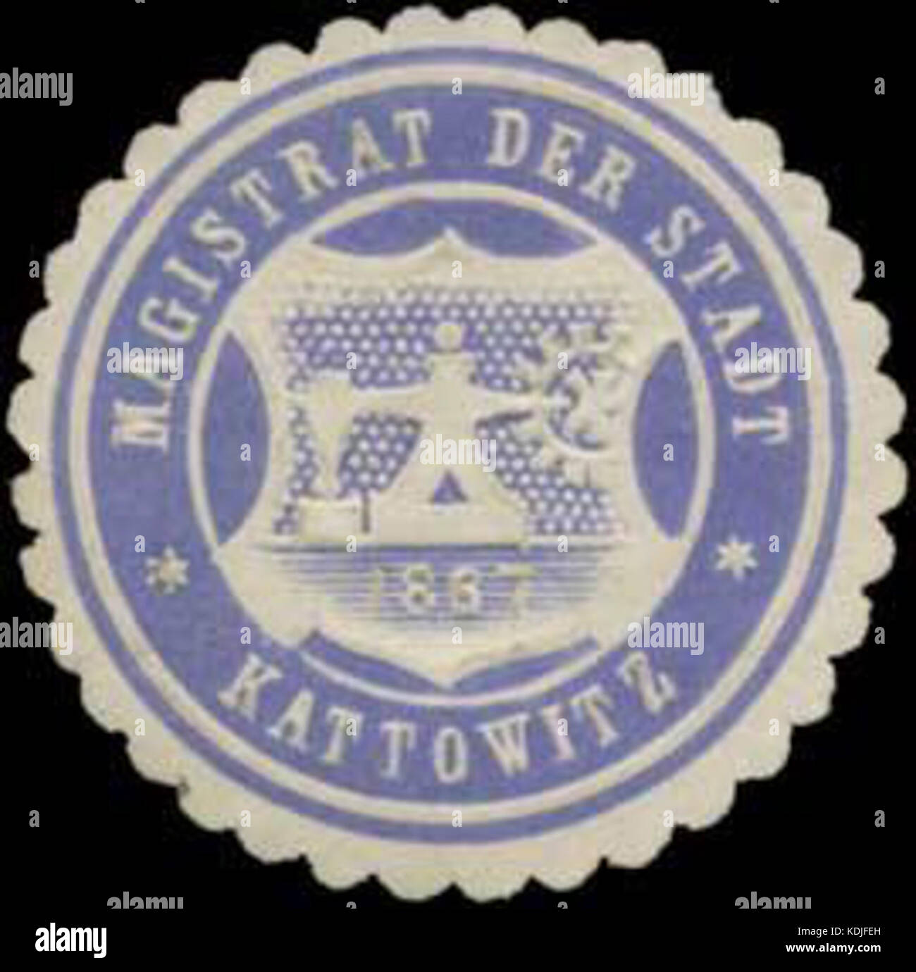 Dieses Siegel aus dem Magistrat der Stadt Kattowitz symbolisiert die Autorität und Regierungsführung der Stadt im späten 19. Und frühen 20. Jahrhundert. Sie spiegelt die politische Macht und die Verwaltungssysteme wider, die in diesem Zeitraum vorhanden waren. Stockfoto