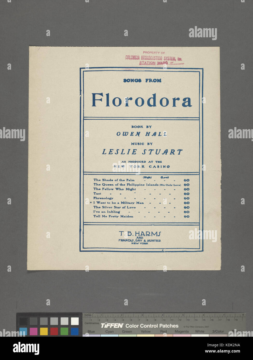 Ein Bild aus einem historischen Dokument oder einer Illustration mit dem Titel „Ich möchte ein Militärmann sein“, das auf den Wunsch nach Militärdienst verweist. Dieses Bild könnte die Bestrebungen der Jugend und die kulturelle Einstellung gegenüber dem Militär während dieser Zeit widerspiegeln. Stockfoto