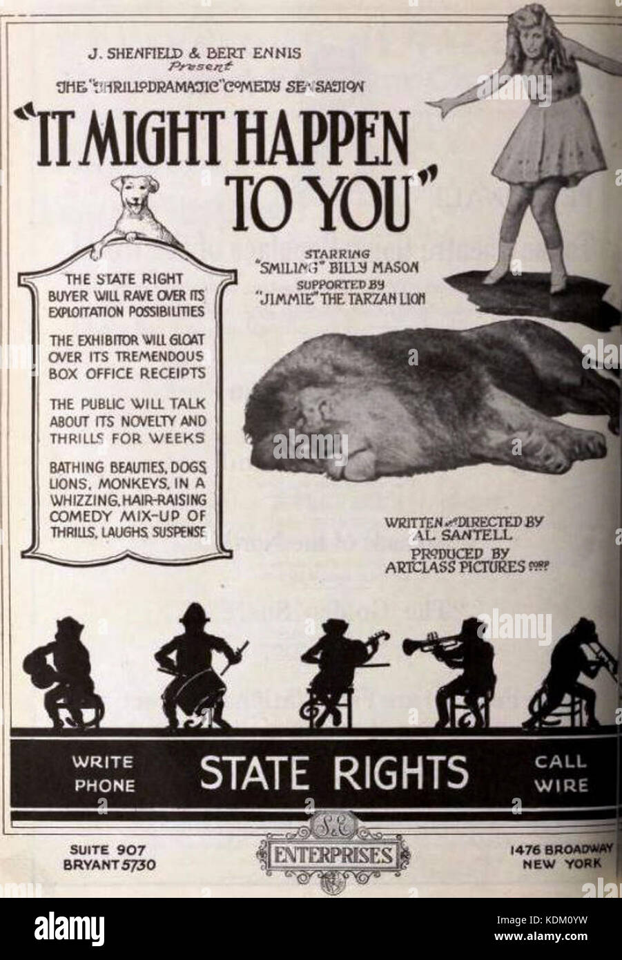 Ein Standbild aus dem Film aus dem Jahr 1920 *IT May Happening to You*, in dem eine Szene aus diesem Stummfilm gezeigt wird, der sich auf persönliche und soziale Themen in der Gesellschaft des frühen 20. Jahrhunderts konzentriert. Stockfoto
