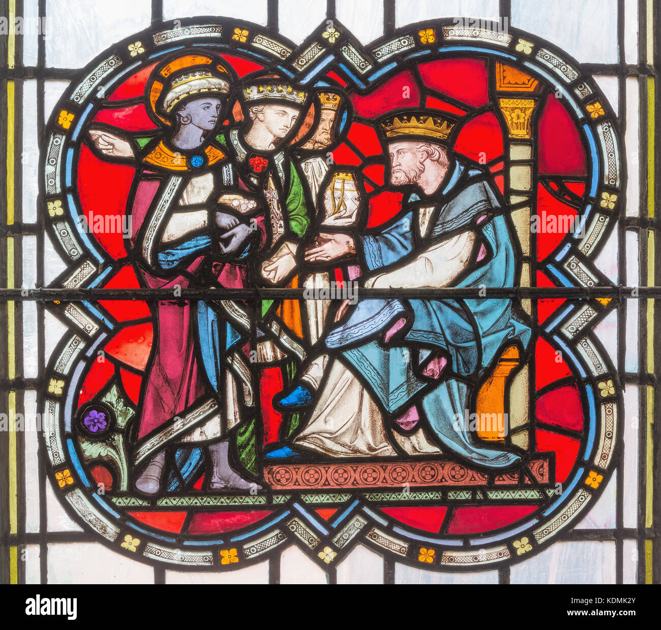 London, Großbritannien - 14 September, 2017: Das Gleichnis von den Talenten auf der Glasmalereien in der Kirche st. Michael cornhill von Clayton und Bell. Stockfoto