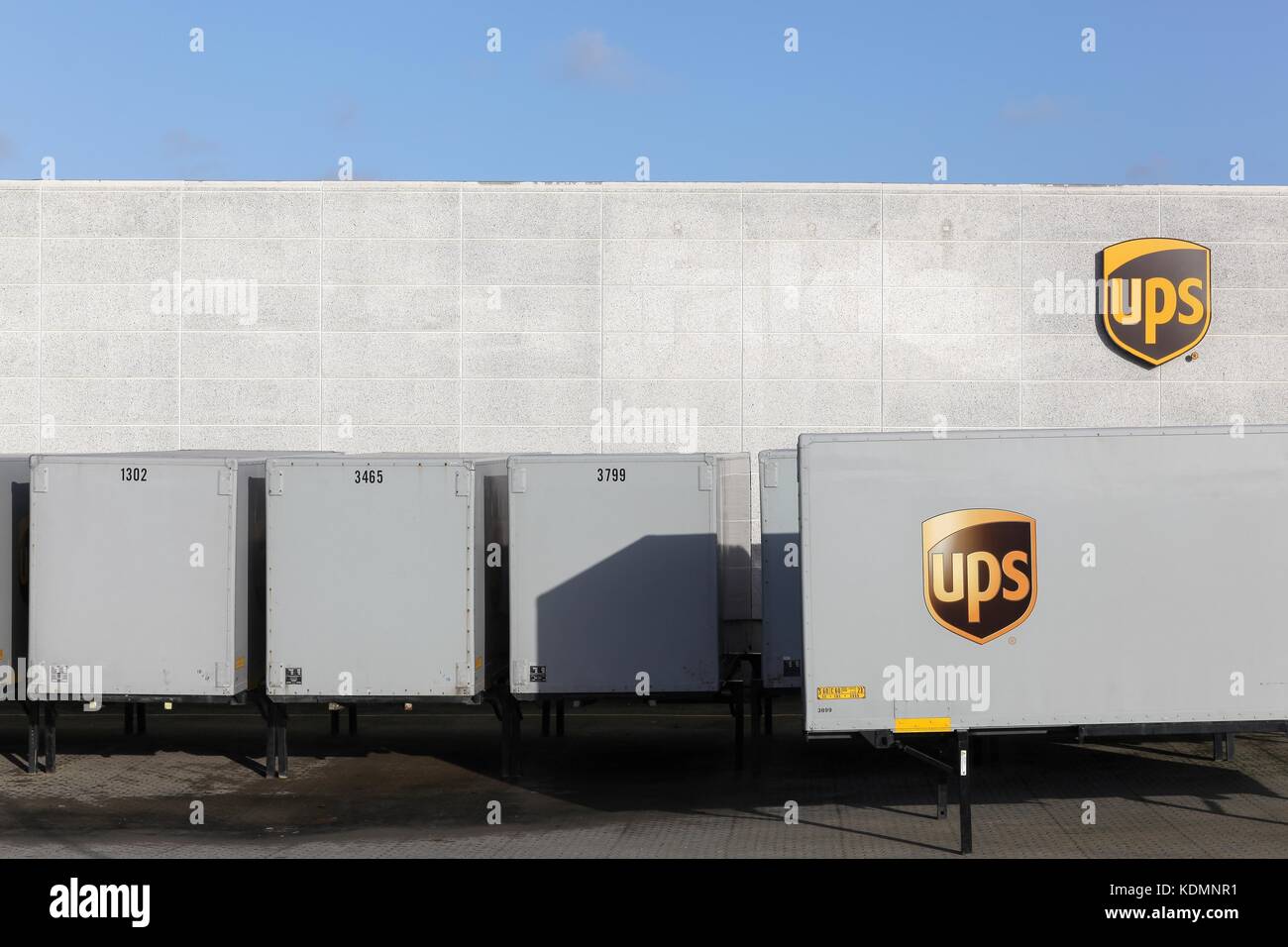 Vejle, Dänemark - 12. November 2015: ups Logistic Center in Vejle, Dänemark Stockfoto