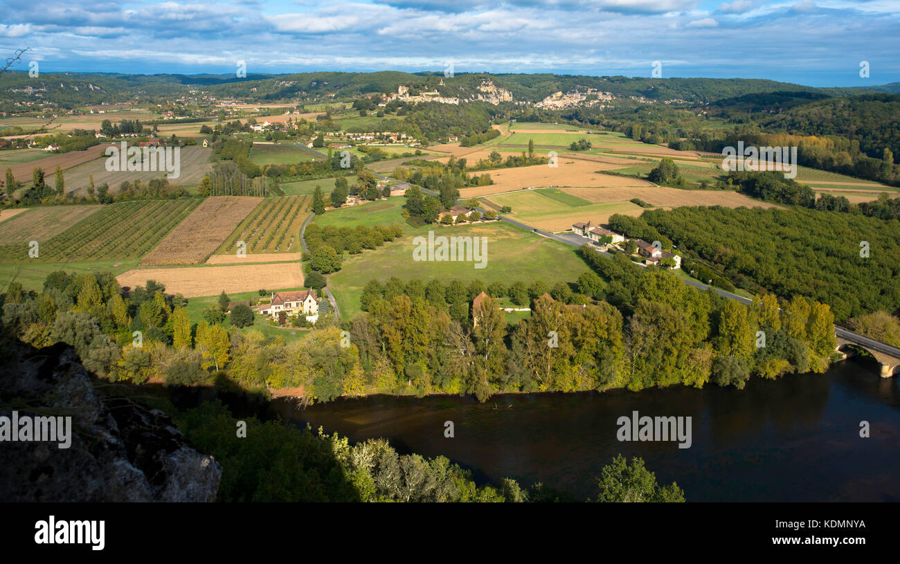 Blick von der Burg Castelnaud in der Region Dordogne in Frankreich Stockfoto