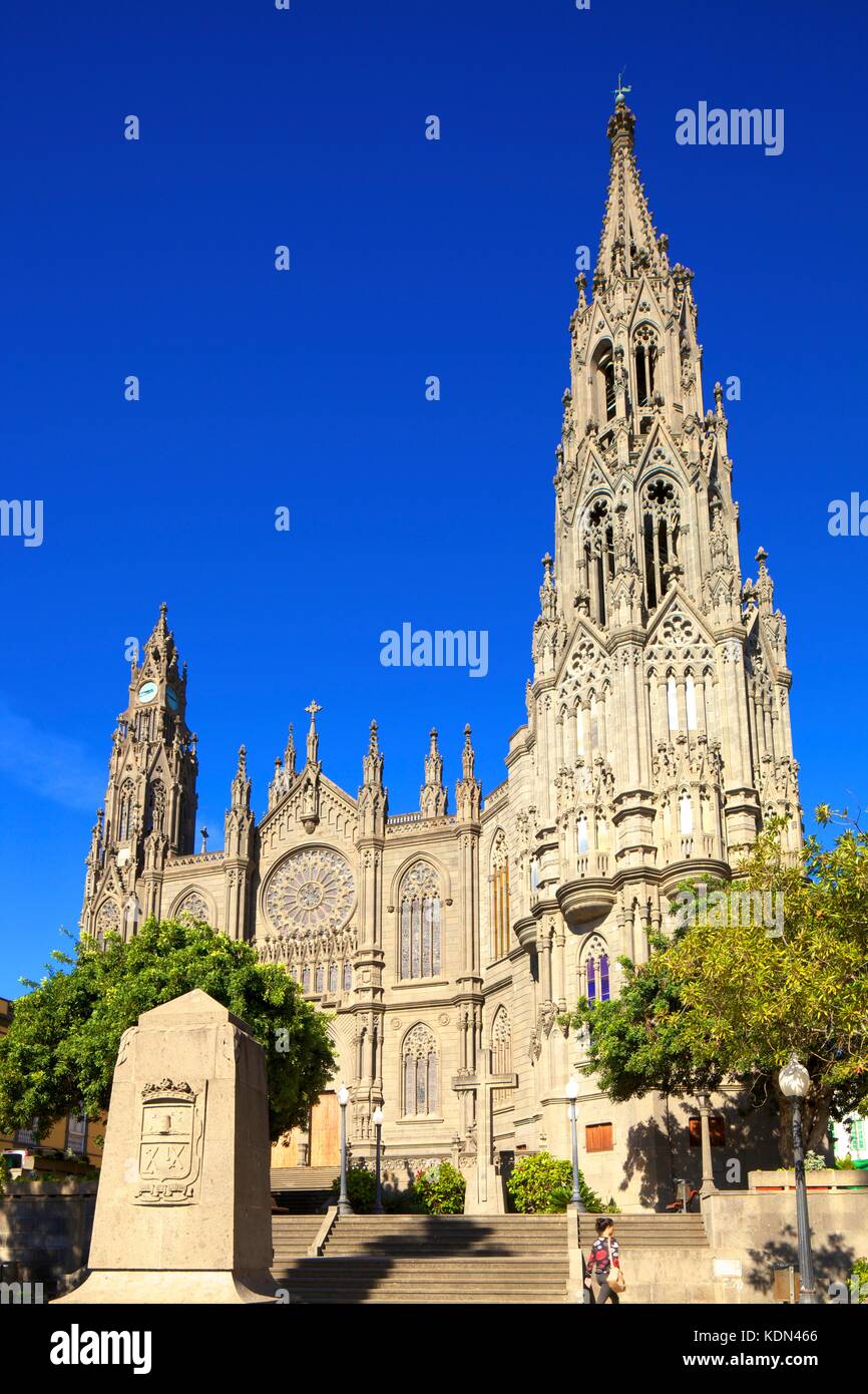 Neo-gotischen modernistischen Stil Kirche von San Juan Bautista, Arucas, Gran Canaria, Kanarische Inseln, Spanien, Atlantik, Europa Stockfoto