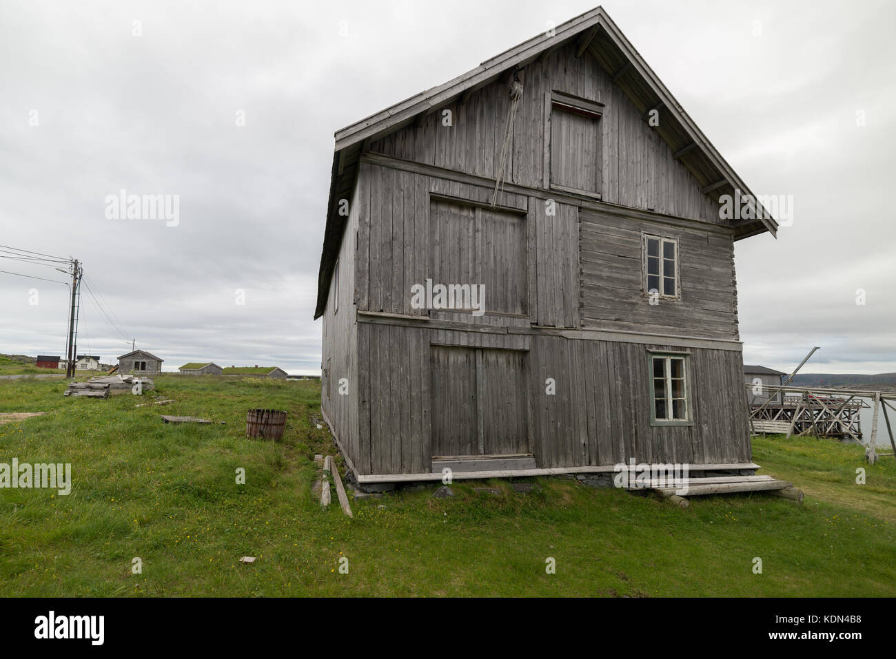 Hamningberg ist ein altes Fischerdorf im Nordosten Teil des nördlichen Norwegen Stockfoto