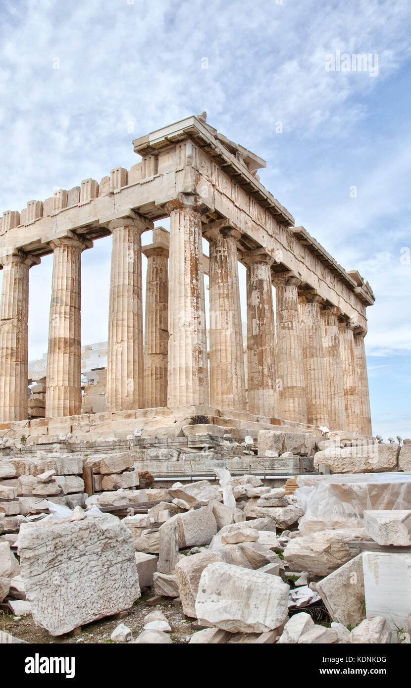 Der Parthenon ist ein ehemaliger Tempel auf der Athener Akropolis, Griechenland, gewidmet der Göttin Athene, denen die Menschen von Athen ihren Schutzpatron als Stockfoto