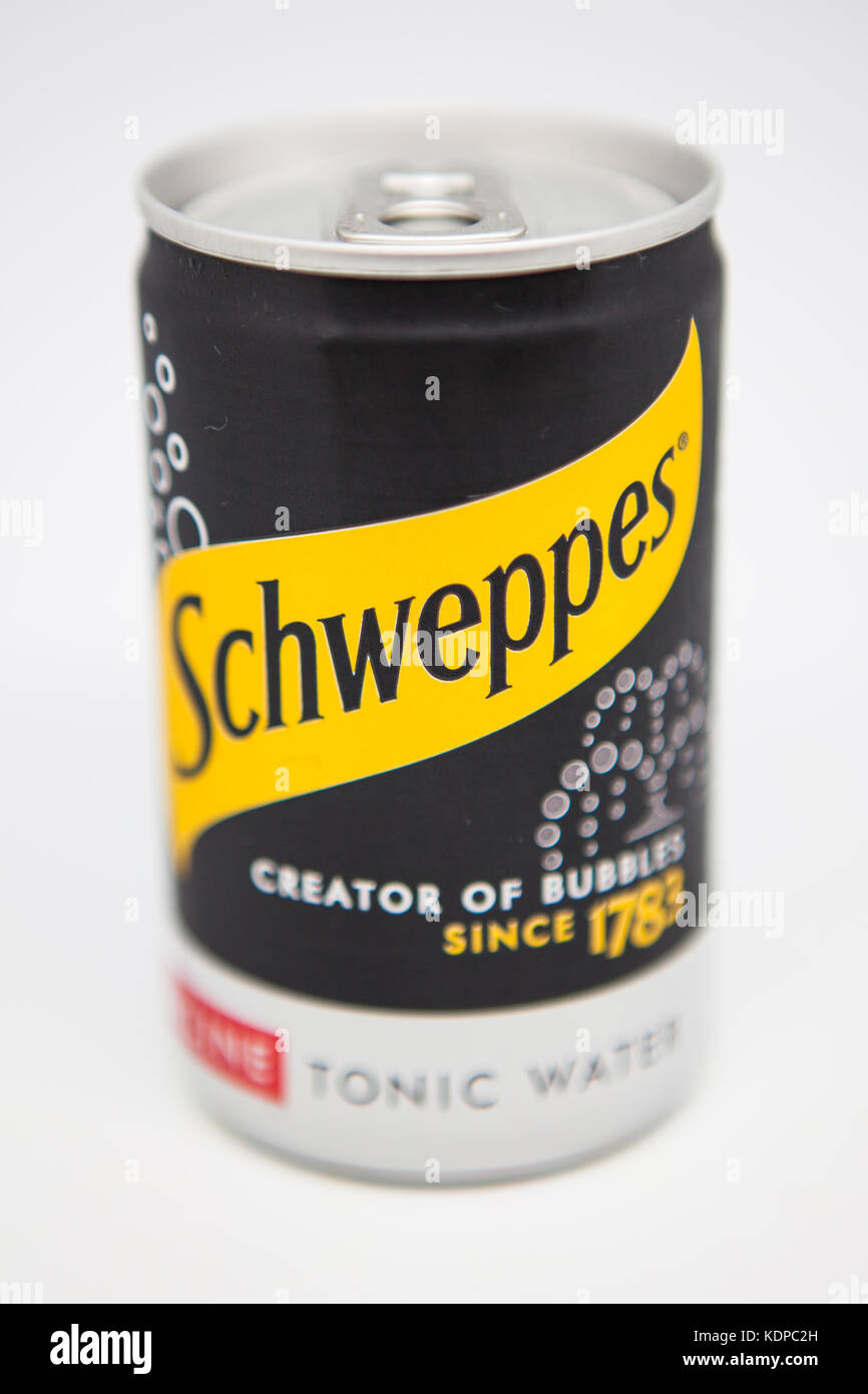 Schweppes Tonic Water Stockfoto