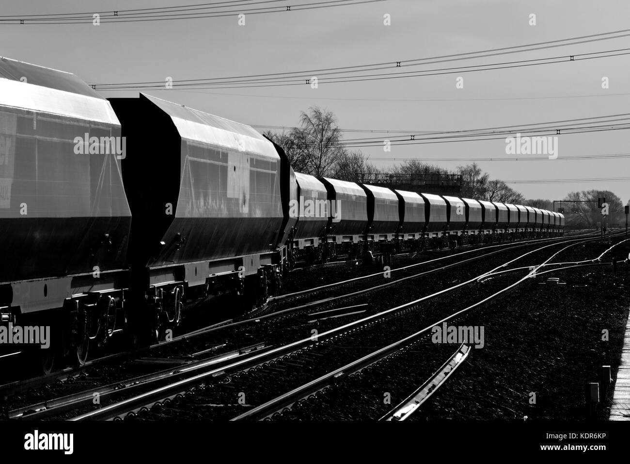 Freightliner "Merry go round" Kohle, die Wagen Güterzug bei Sudforth Lane Abstellgleise (östlich von Knottingley, in der Nähe des Pontefract) Stockfoto