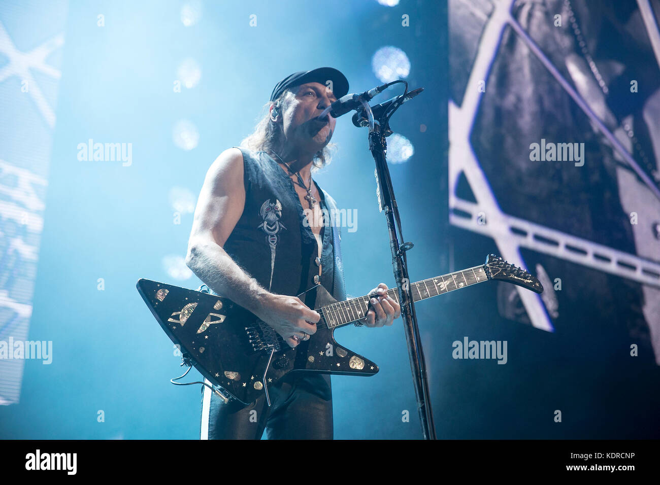 Matthias Jabs von den Scorpions perfoms in der Oracle Arena am 4. Oktober 2017 in Oakland, Kalifornien. Stockfoto