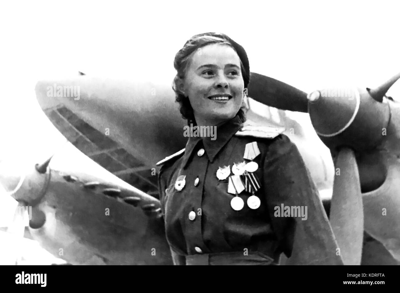 LYDIA LITVYAK (1921-1943) sowjetische Luftwaffe Fighter Pilot in WW2 Stockfoto