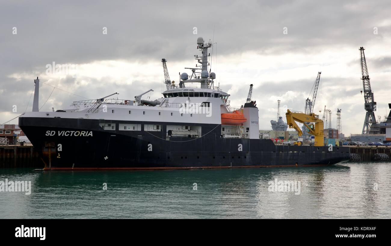 SD Victoria in Portsmouth dockyard - durch Serco Marine Services betrieben Stockfoto