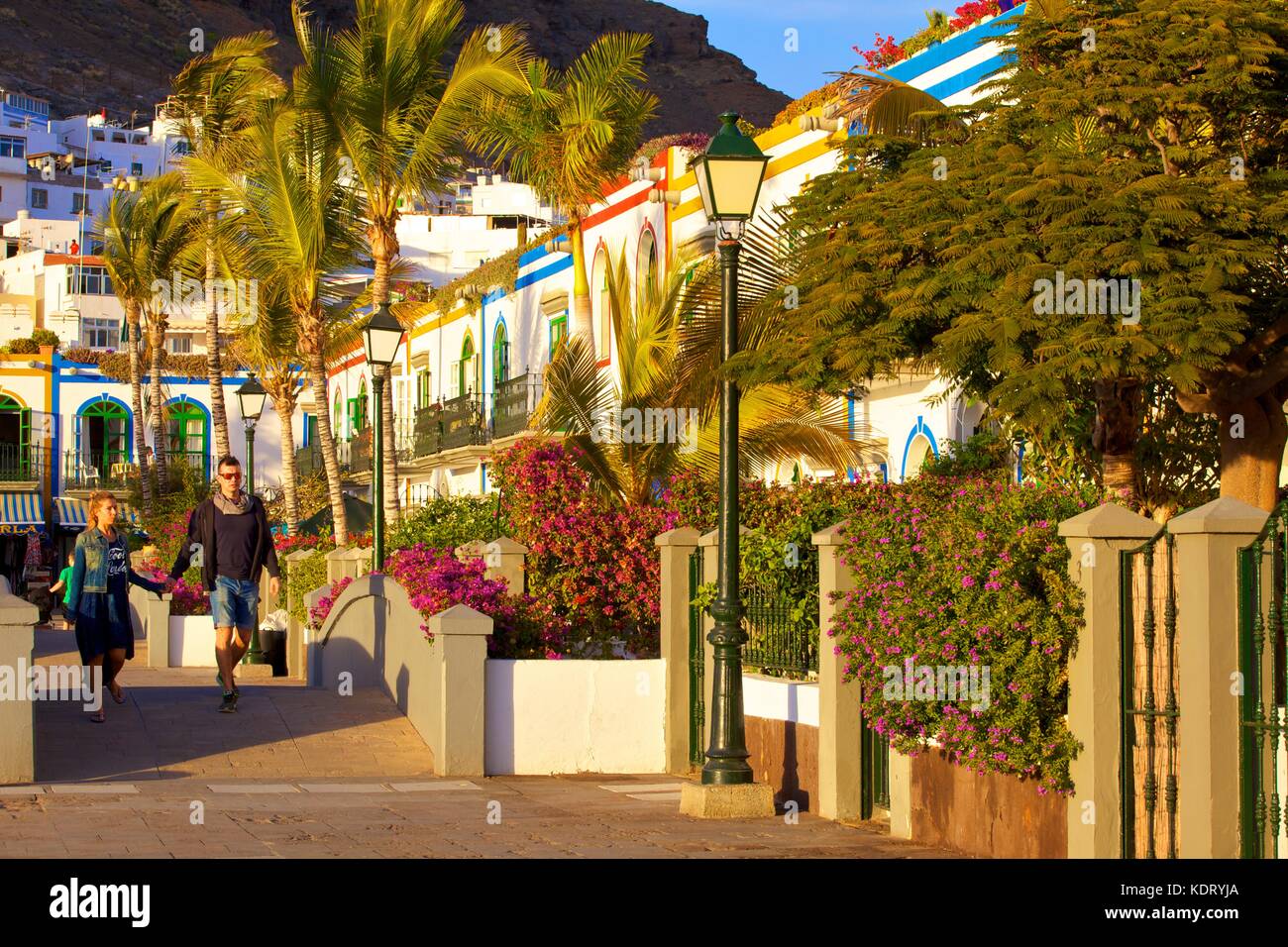 Typisch spanische Häuser, Puerto de Mogan, Gran Canaria, Kanarische Inseln, Spanien, Atlantik, Europa Stockfoto