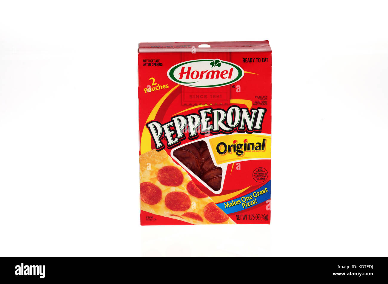 Ungeöffnete Packung der ursprünglichen Hormel Pepperoni auf weißem Hintergrund, USA Stockfoto