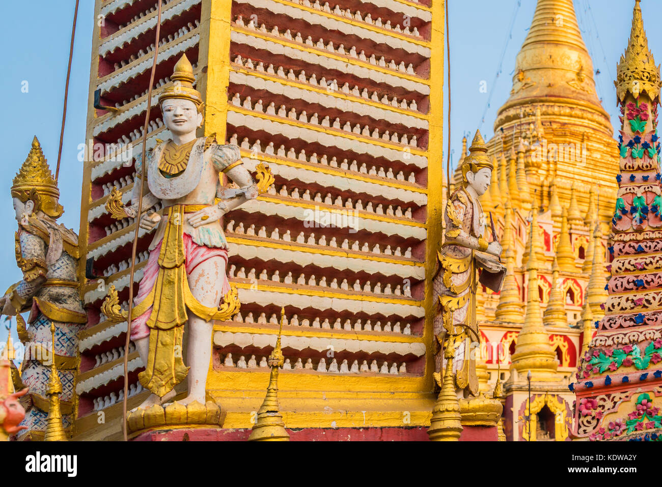 Schöne buddhistische, thanboddhay Phaya in monywa, Myanmar, Südostasien Stockfoto