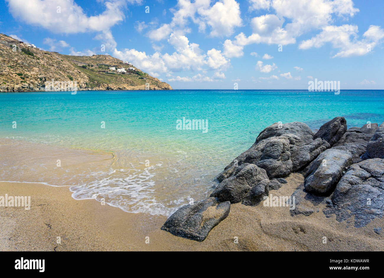 Super Paradise Beach, beliebter Strand südlich von Mykonos, Kykladen, Ägäis, Griechenland, Europa Stockfoto