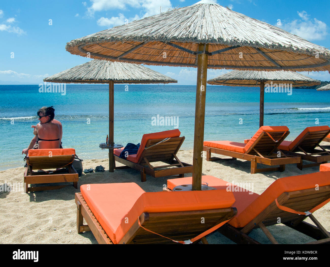 Paradise Beach, beliebten Strand im Süden von Mykonos, Kykladen, Ägäis, Griechenland, Europa Stockfoto