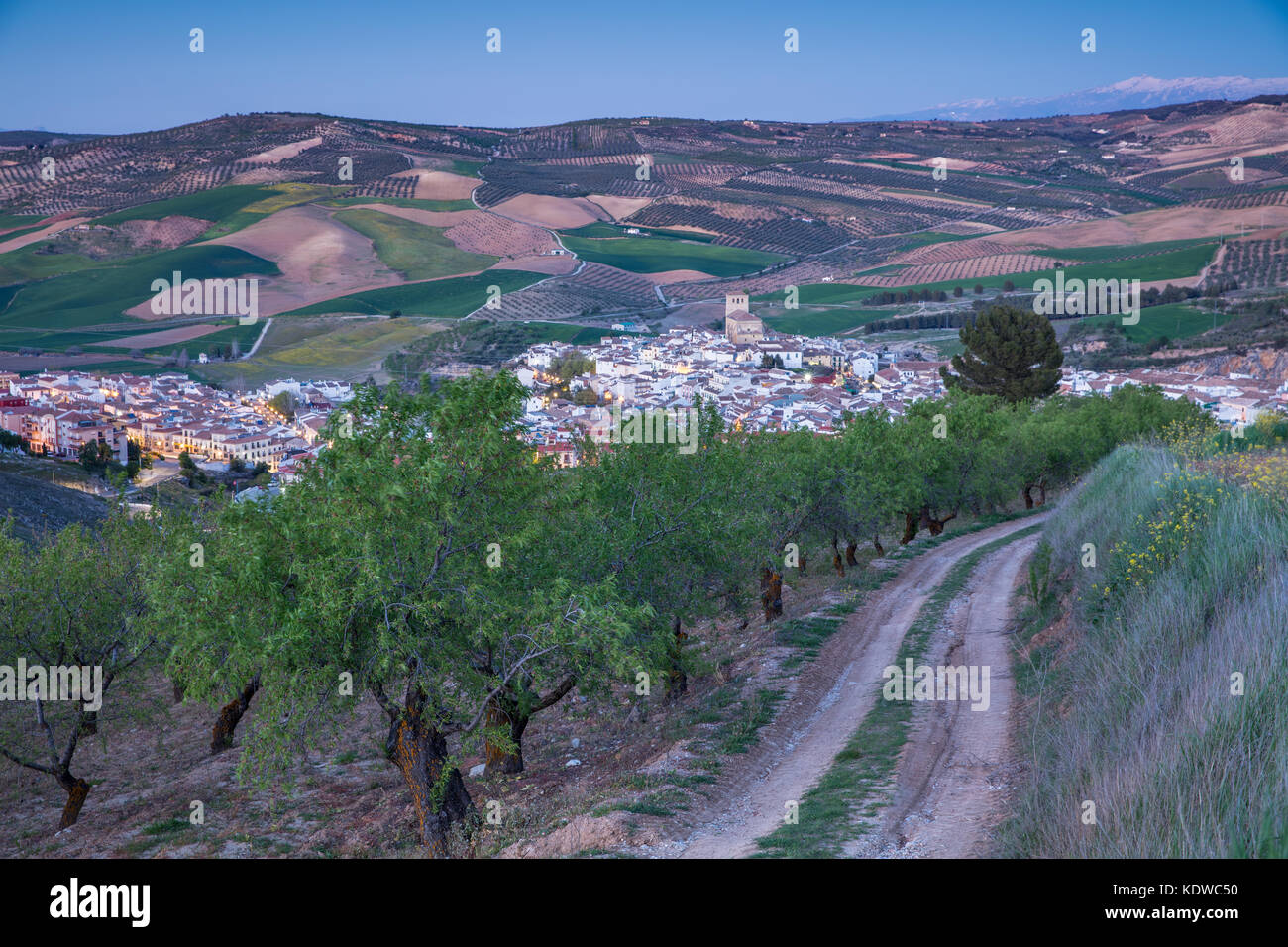 Alhama de Granada in der Dämmerung, Andalusien, Spanien Stockfoto