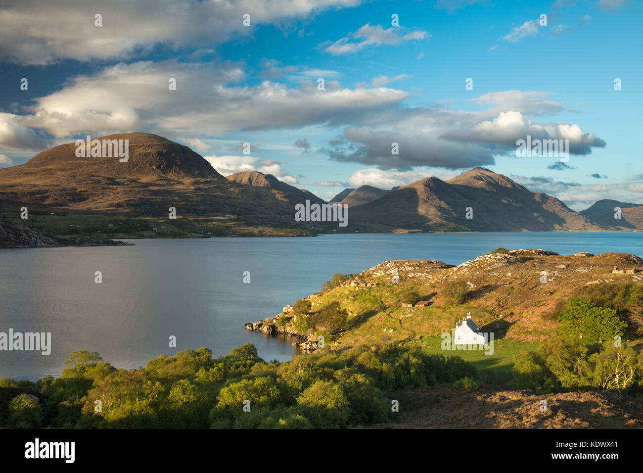 Schlechte Callda und Beinn Alligin mit Liatach, Wester Ross, Schottland, Großbritannien Stockfoto