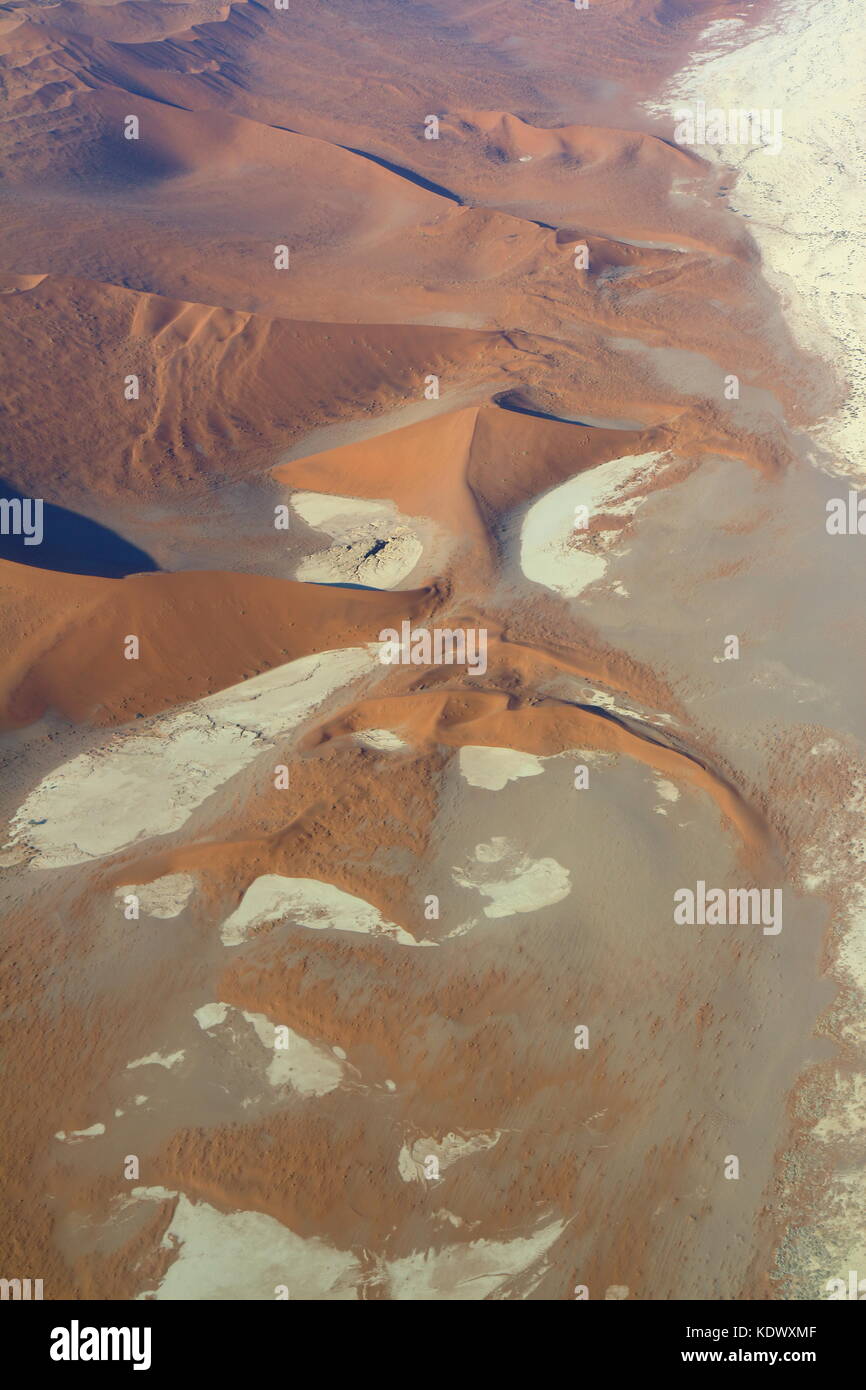 Sossusvlei: tote Akazien in der Wüste Namib, Namibia Stockfoto