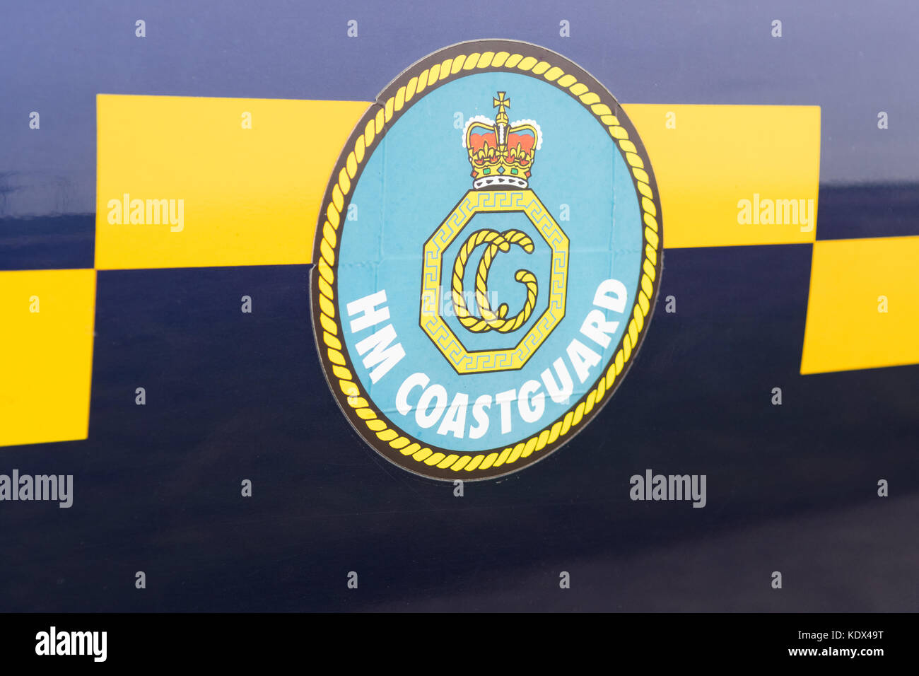 HM Coastguard-Logo auf der Fahrzeugseite, Schottland, Großbritannien Stockfoto