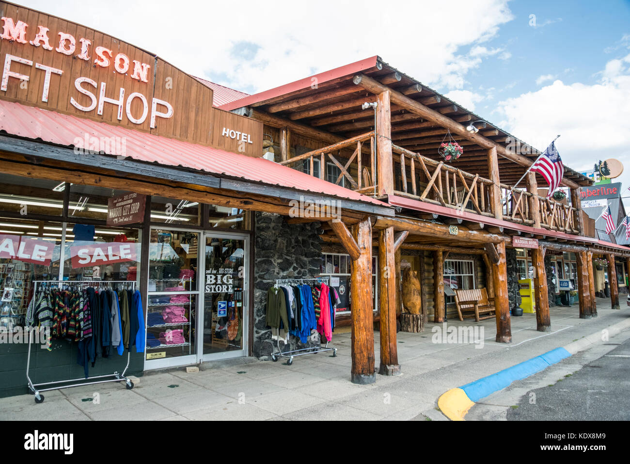 Amerikanische Erinnerungsstücke und street scene in West Yellowstone, Wyoming Stockfoto