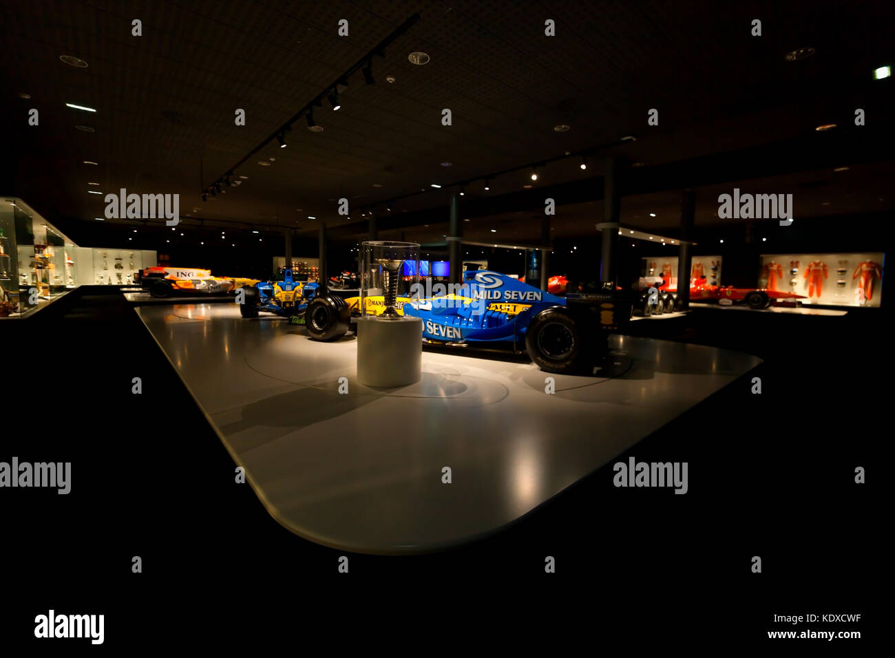 Zimmer Wo sind die 2 Renaults, die Weltmeister. Foto auf Oktober, 2017 Fernando Alonso museum in Spanien. Stockfoto