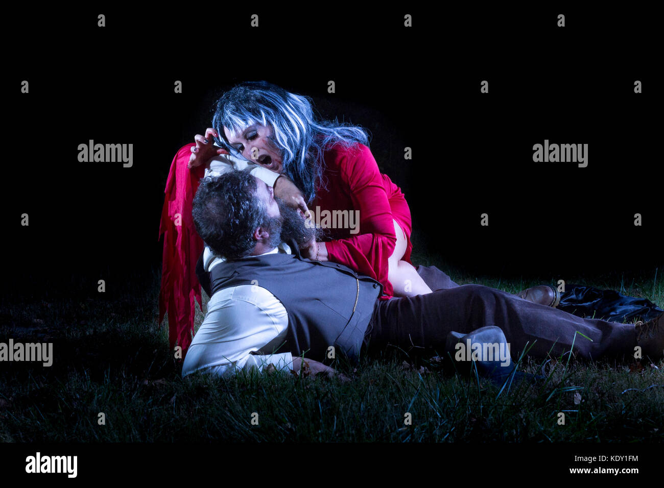 Vampire vs Undertaker Stockfoto