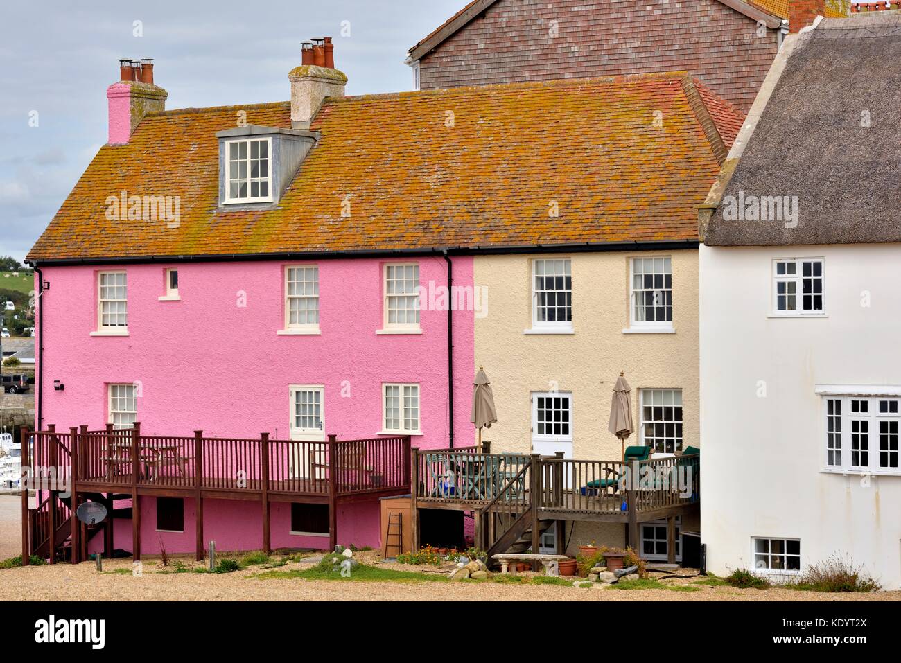 Direkt am Meer Ferienhäuser West Bay Bridport Dorset England UK Stockfoto