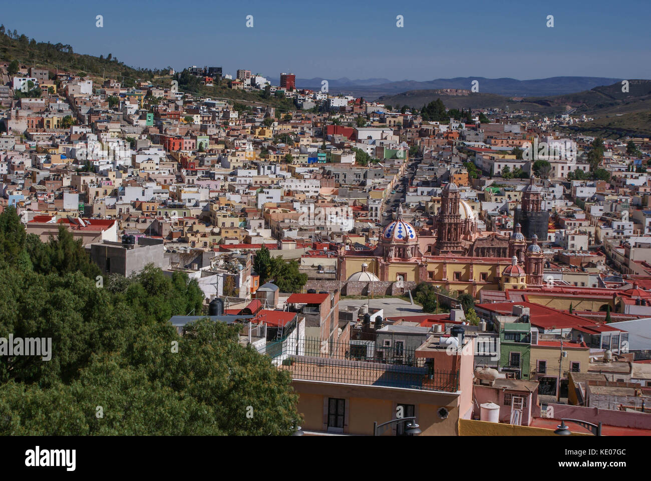 Der Panoramablick auf die Landschaft des schönen kolonialen Stadt von Zacatecas in der nord-zentralen Mexiko. UNESCO-Welterbe Stockfoto