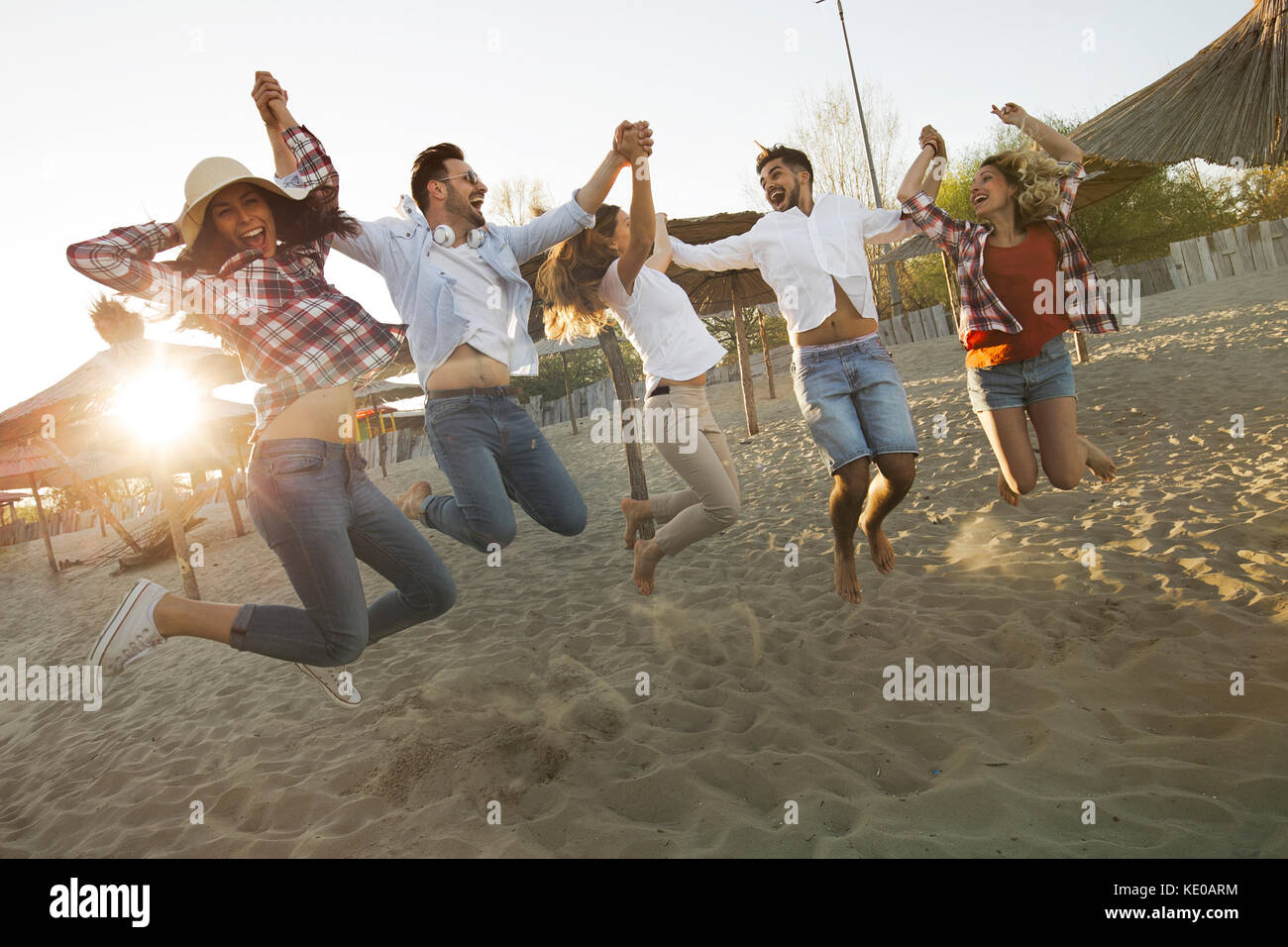 Gruppe von Freunden am Strand Spaß Stockfoto