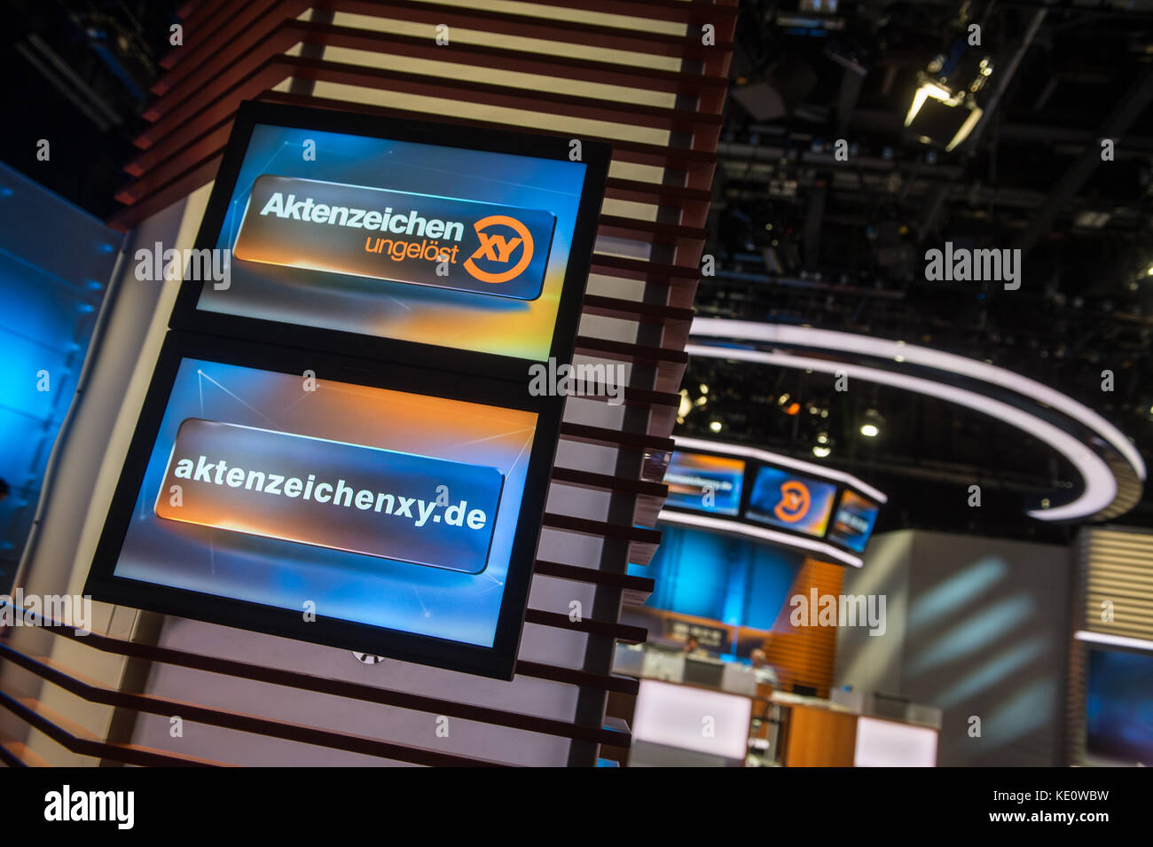 München, Deutschland. Januar 2017. ARCHIV - das Studio der interaktiven deutschen TV-Kriminalshow "Case Number XY · Unsolved" in München, 20. Januar 2017. Quelle: Matthias Balk/dpa/Alamy Live News Stockfoto