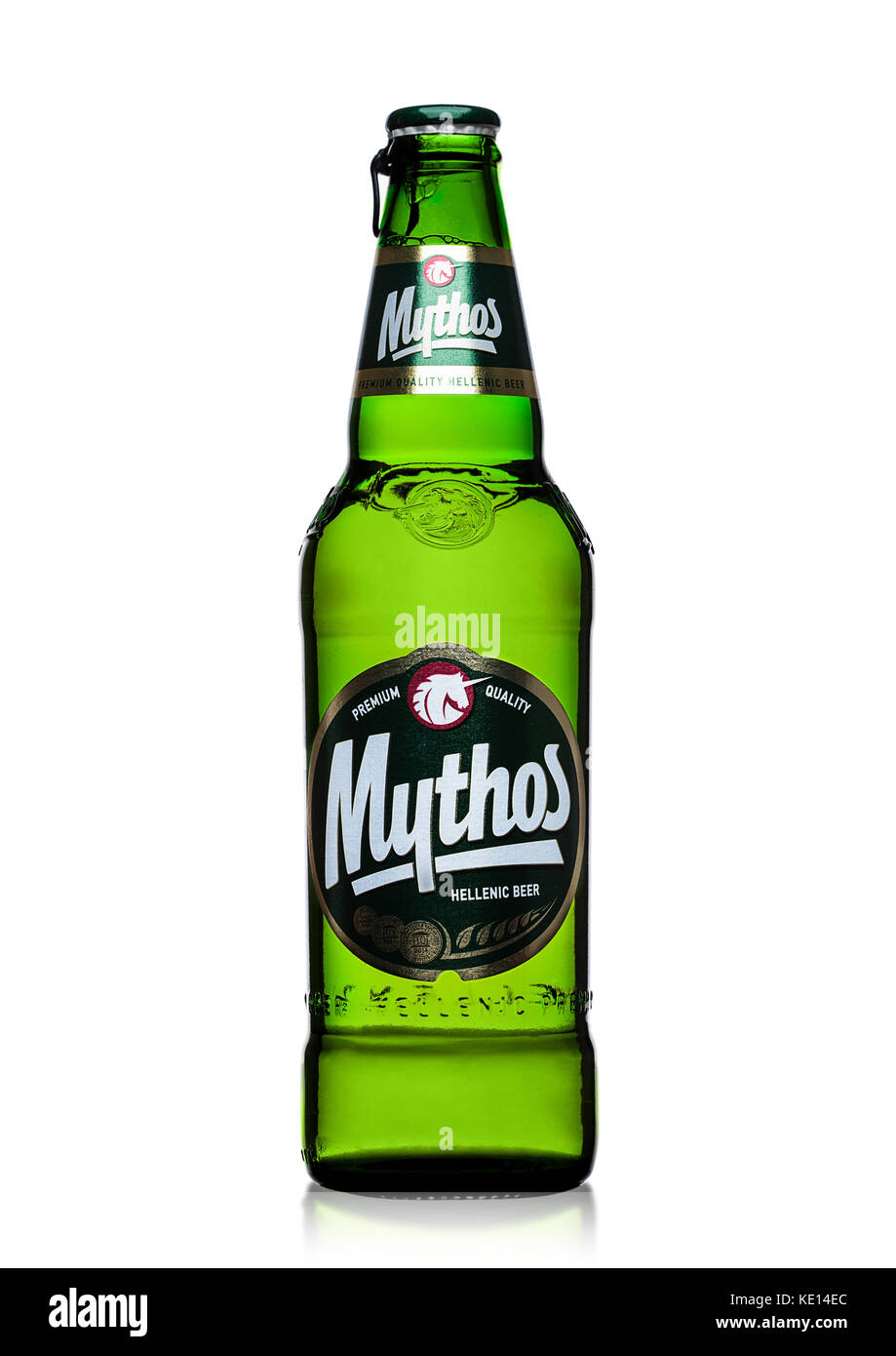 London, UK, 15. März 2017: Flasche mythos Bier auf weißem Hintergrund. Durch den Mythos Brewery Company, die beliebte Marke wurde 1997 ins Leben gerufen. Stockfoto