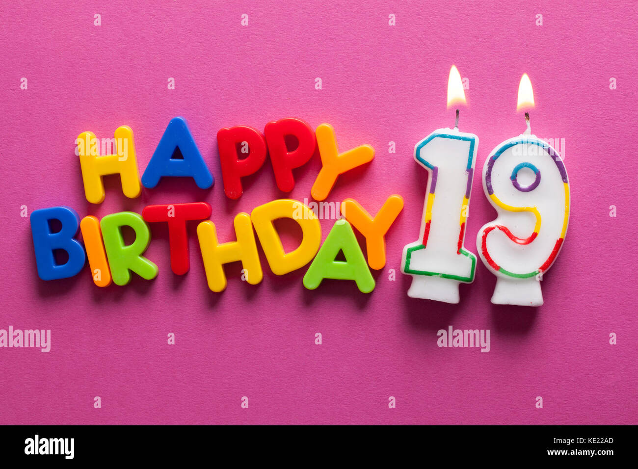 Nummer 19 happy birthday Feier Kerze Stockfoto, Bild 163544261 Alamy